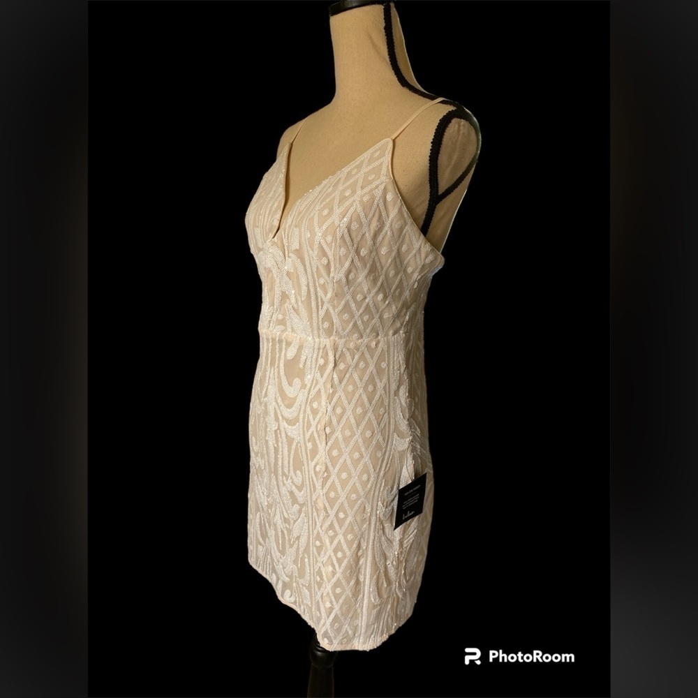 Lulus-NWT size XL/size 14 “Yours To Keep” Beige/White Sequin Mini Dress Back zip - Picture 16 of 17